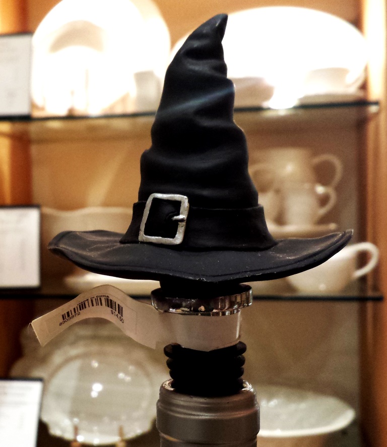 Witch hat bottle stopper